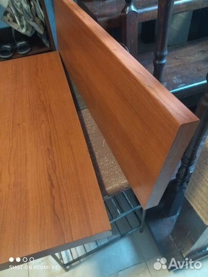 Полки пристенные