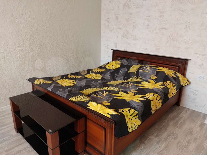 2-к. квартира, 64 м², 1/4 эт.