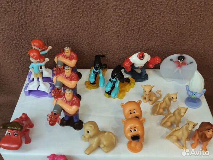 Игрушки из киндера