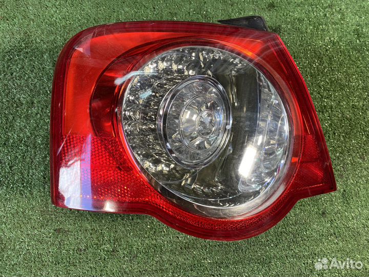 Фонарь крыла левый passat b 6