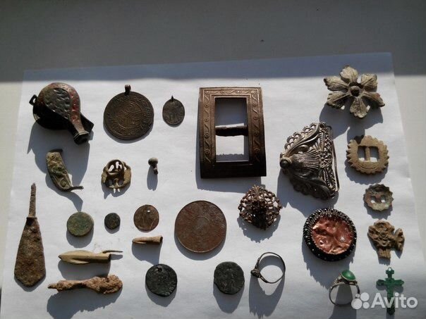 Пряжка неопознанная Киньте инфу