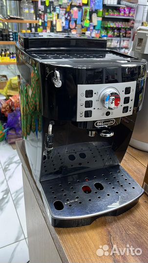 Кофемашина delonghi
