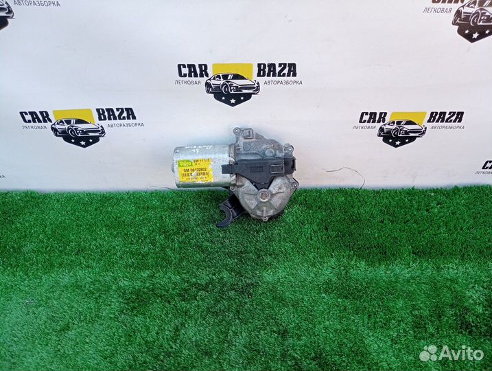 Моторчик стеклоочистителя Opel Astra