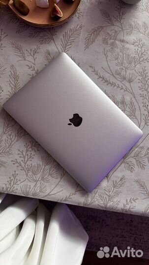 Macbook air m1