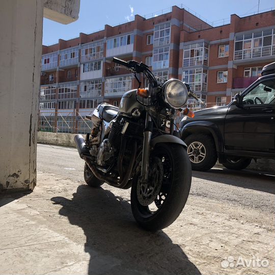 Yamaha XJR1300