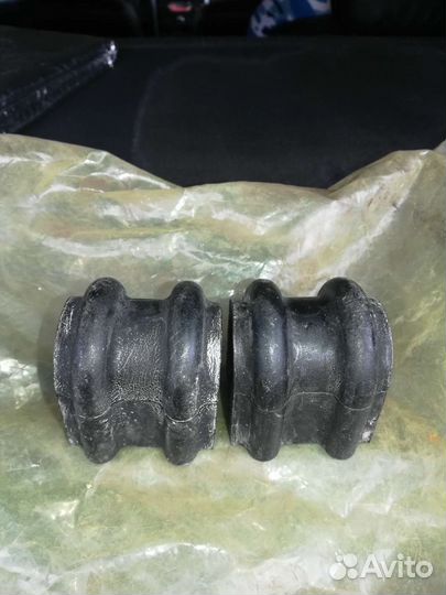 Втулки стабилизатора киа Рио 2