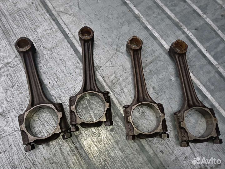 Шатун 1.6 AHL AKL Фольксваген Пассат Б5 Гольф 4