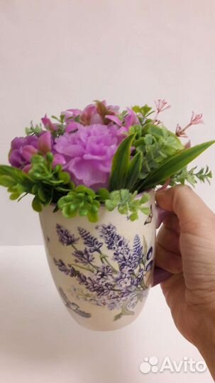 Букет в кружке из мыльных цветов