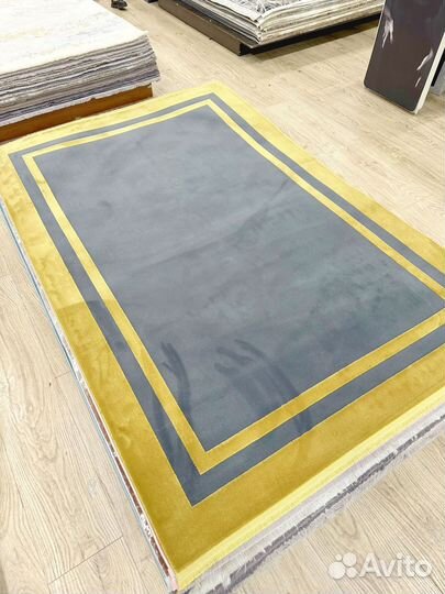 Ковер современный