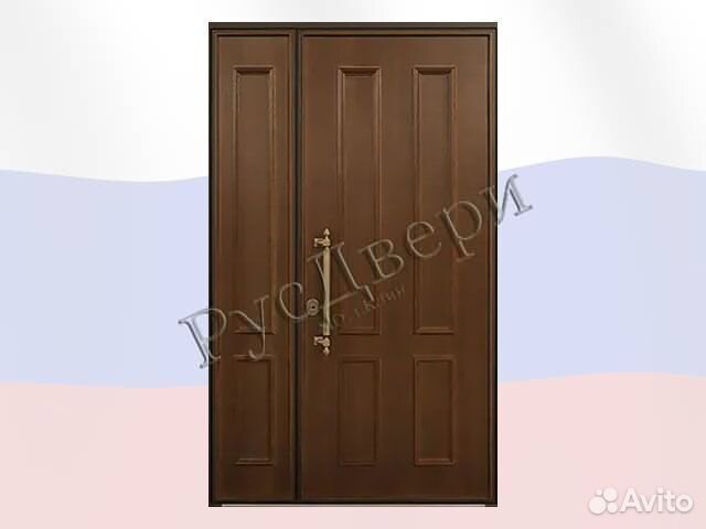 Двустворчатая металлическая входная дверь на улицу