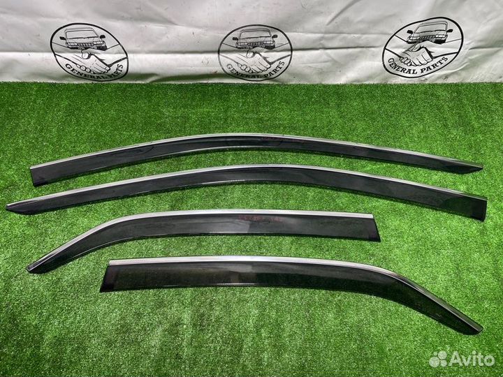 Ветровик на дверь Toyota Crown GRS200 4GR 2009