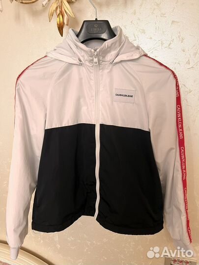 Ветровка Calvin klein 12 лет