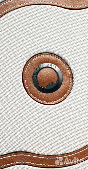 Чемодан Delsey