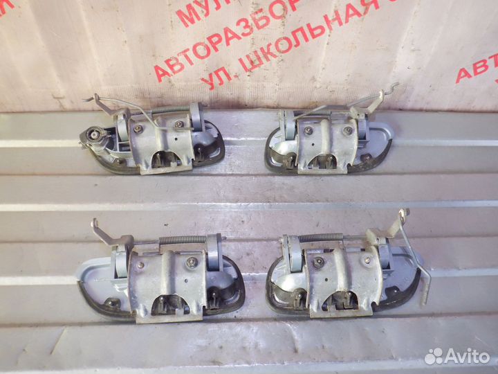 Ручка двери дверная наружная Volvo XC70 XC 70