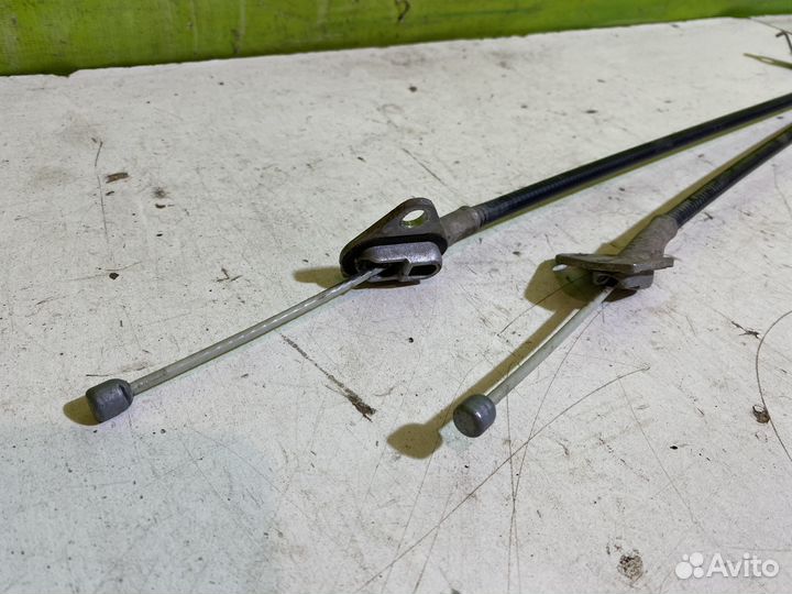 Трос тормоза правый левый Toyota Corolla E150