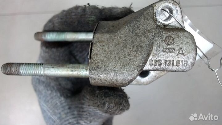 Патрубок вентиляции картерных газов Volkswagen Pol