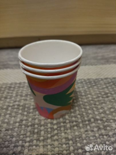 Бумажные стаканы