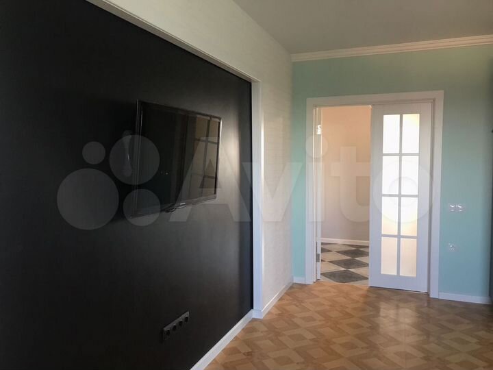 2-к. квартира, 64 м², 6/12 эт.