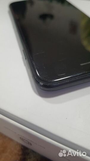 iPhone SE (2020), 64 ГБ