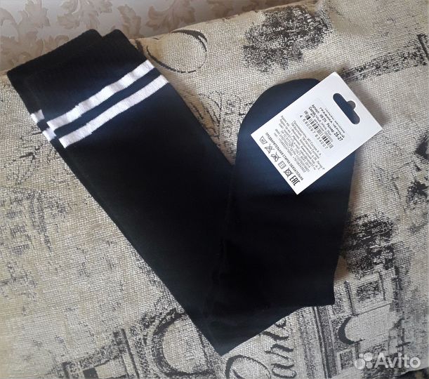 Гольфы в стиле Уэнсдэй