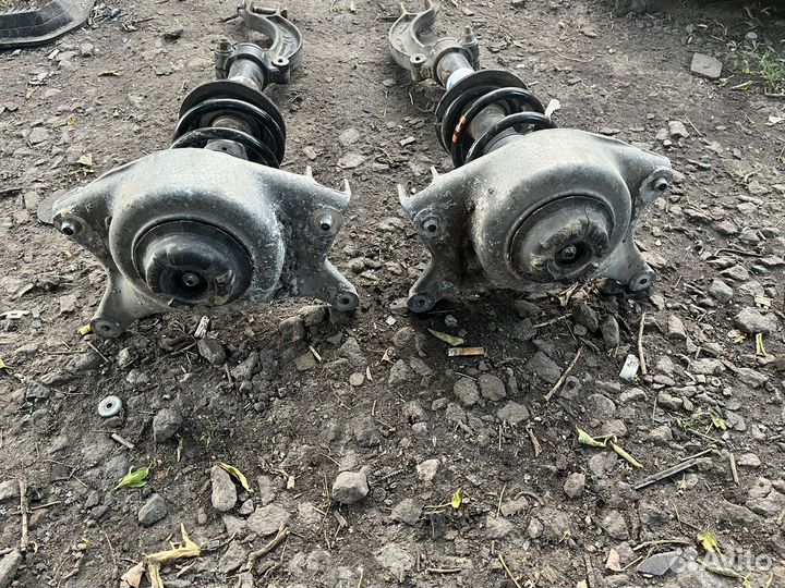 Стойки передние audi а4 б8