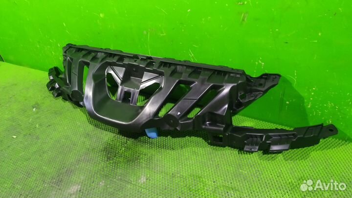 Кронштейн бампера Peugeot 308