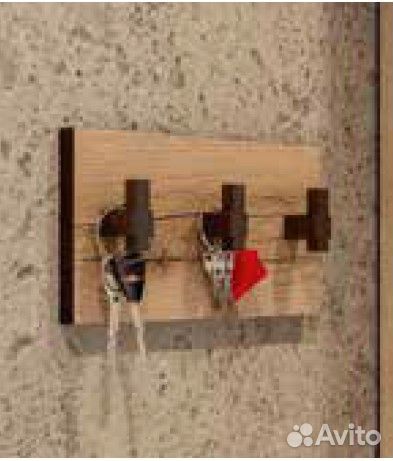 Вешалка с зеркалом новая