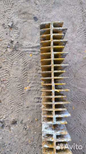 Алюминиевая батарея со стальной трубой