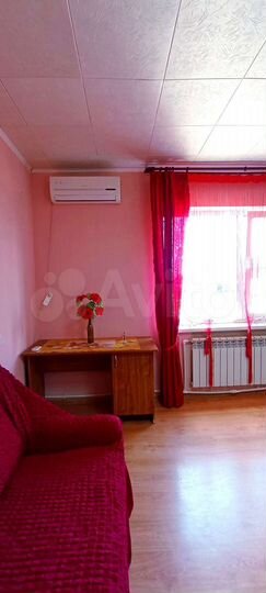 1-к. квартира, 52 м², 1/2 эт.