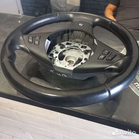 Руль М бмв 5 6 2007г