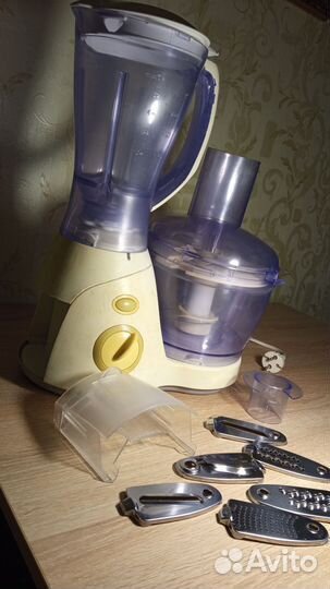 Кухонный комбайн Elenberg FP-700