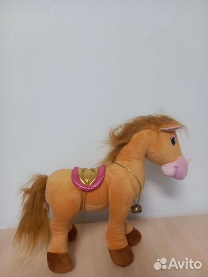 Лошадь игрушка