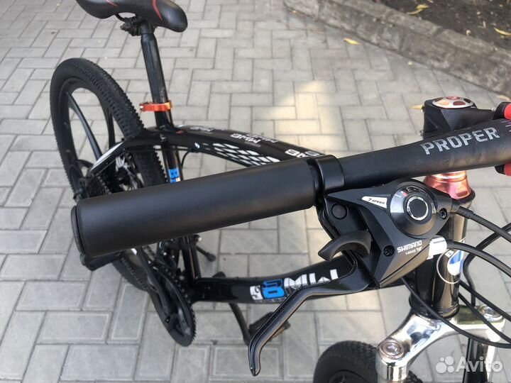 Дорожный велосипед BMW