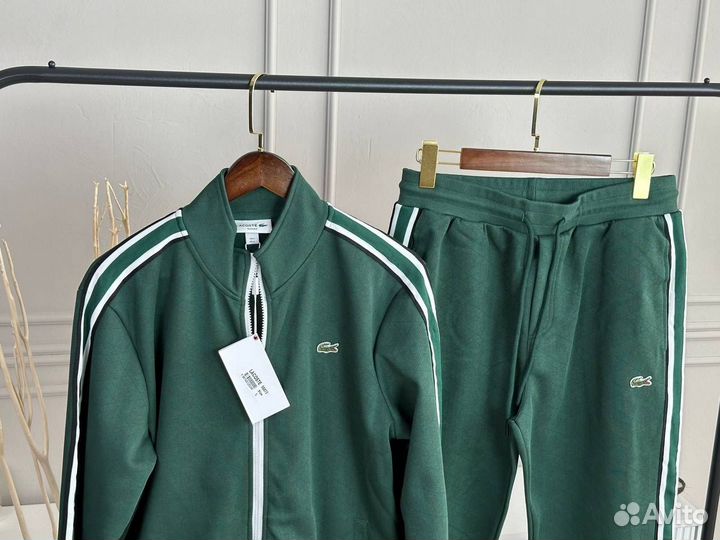 Спортивный костюм