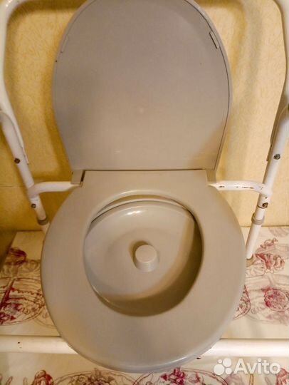 Стул туалет для пожилых и инвалидов