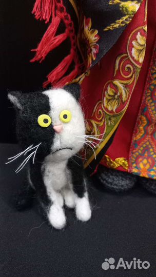 Баба Яга нарядная оберег в дом