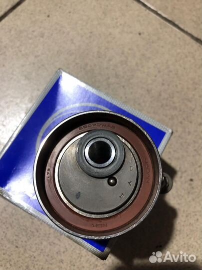 Ролик натяжной honda грм 14520PLC305 NSK