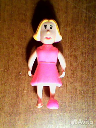 Кукольная мебель и кукла 7 см