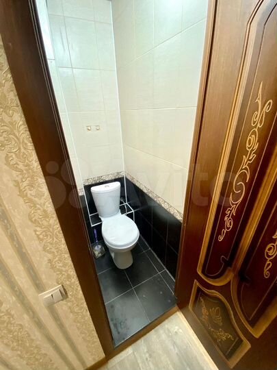 2-к. квартира, 65 м², 2/9 эт.