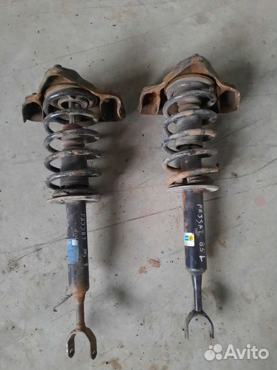 Стойка передняя Фольксваген Пассат В5