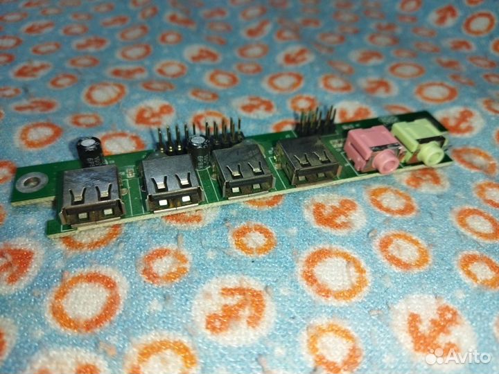 Передняя панель usb, aux