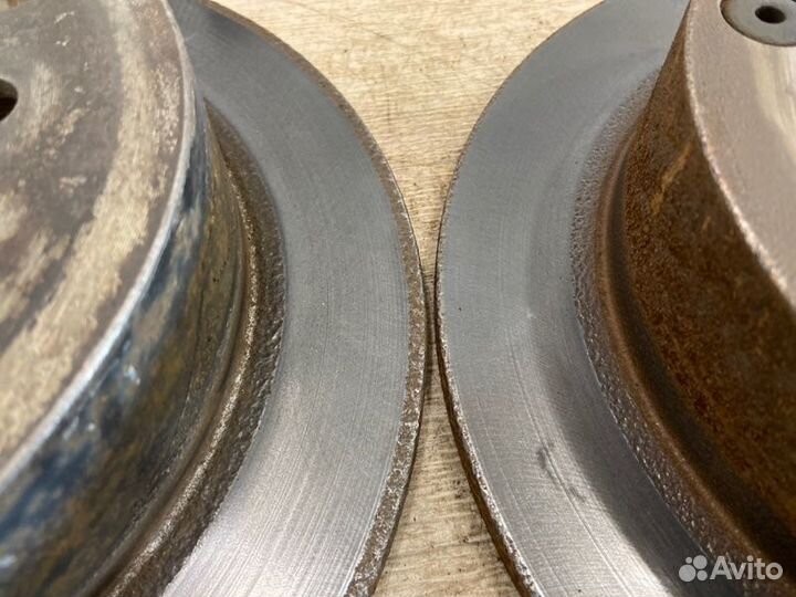 Диск тормозной задний Mitsubishi Lancer 9 CS5W