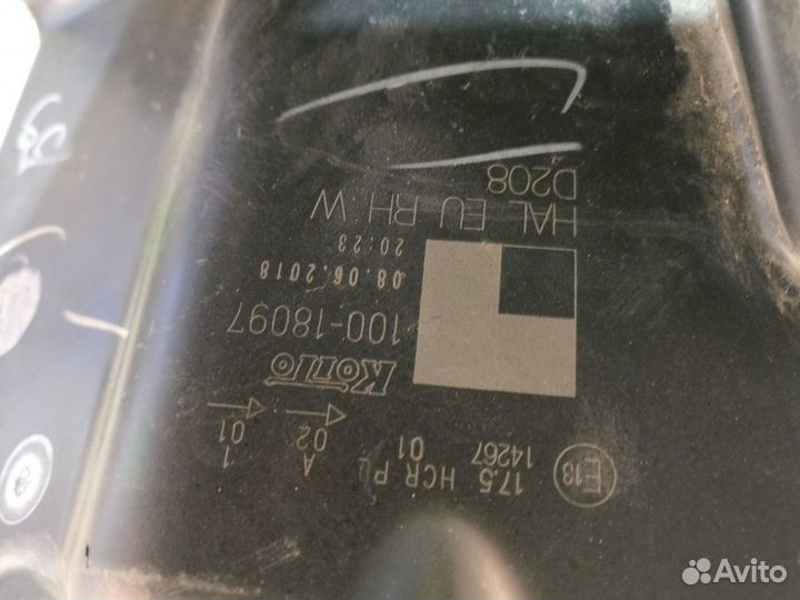 Suzuki Vitara 15- Фара Правая 16908