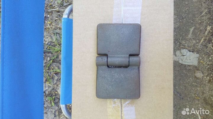 Петля задней левой двери газель бизнес