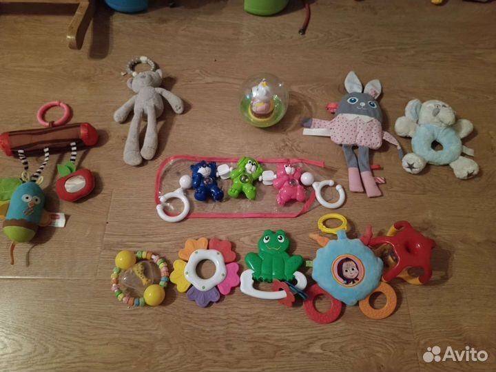 Игрушки погремушки грызунки гирлянды