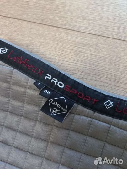 Вальтрап для лошади и бинты комплект LeMieux