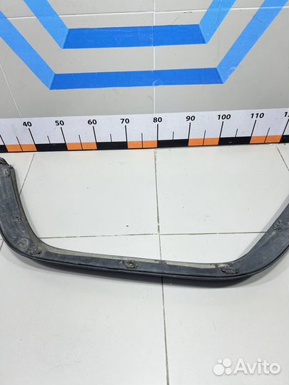 Накладка заднего крыла правого