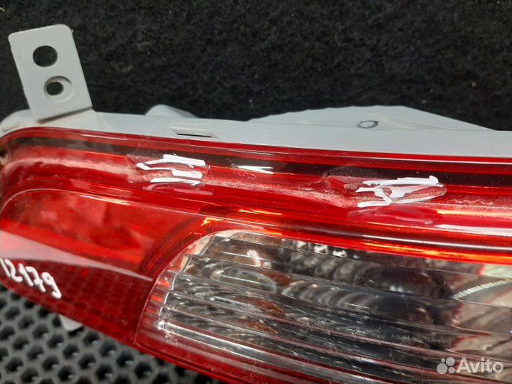 Фонарь противотуманный задний левый Kia Sportage 3