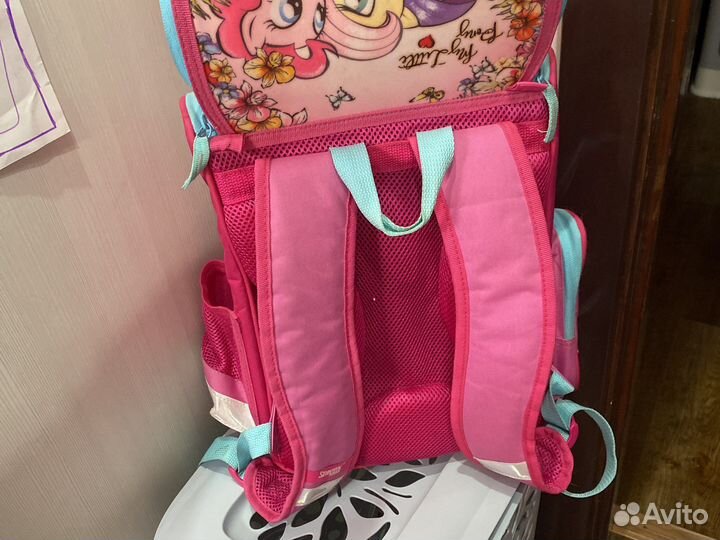 Школьный рюкзак