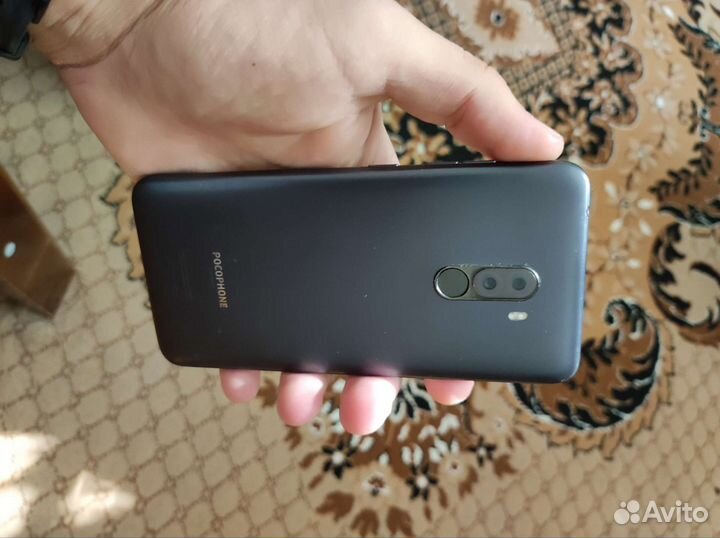 Xiaomi pocophone f1